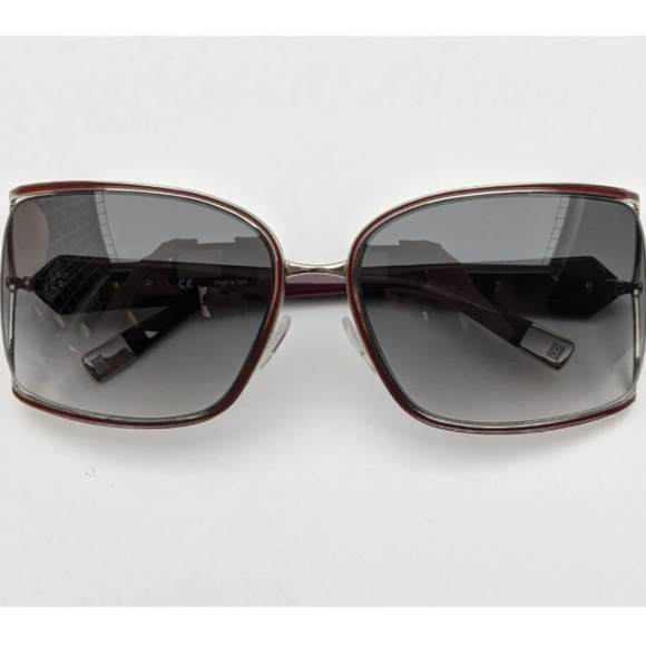 ESCADA | SES752 BURGUNDY OVERSIZE SUNGLASSES - Picture 6 of 10
